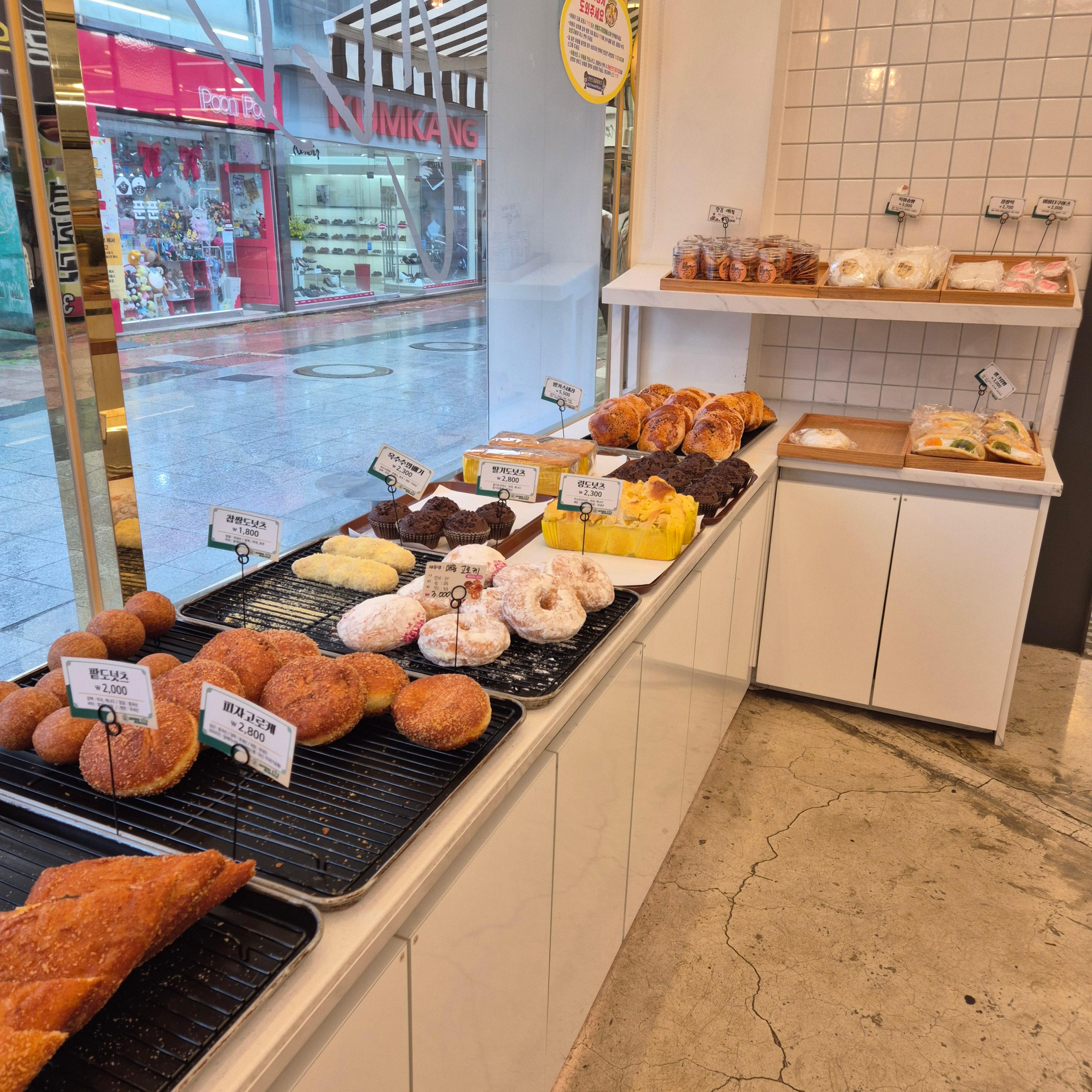 씨엘비베이커리, 목포 빵집, 새우바게트,씨엘비베이커리,목포빵집,새우바게트,목포가볼만한곳,목포디저트카페,목포빵맛집,전통빵맛집,크림치즈바게트,목포여행코스,빵순이추천