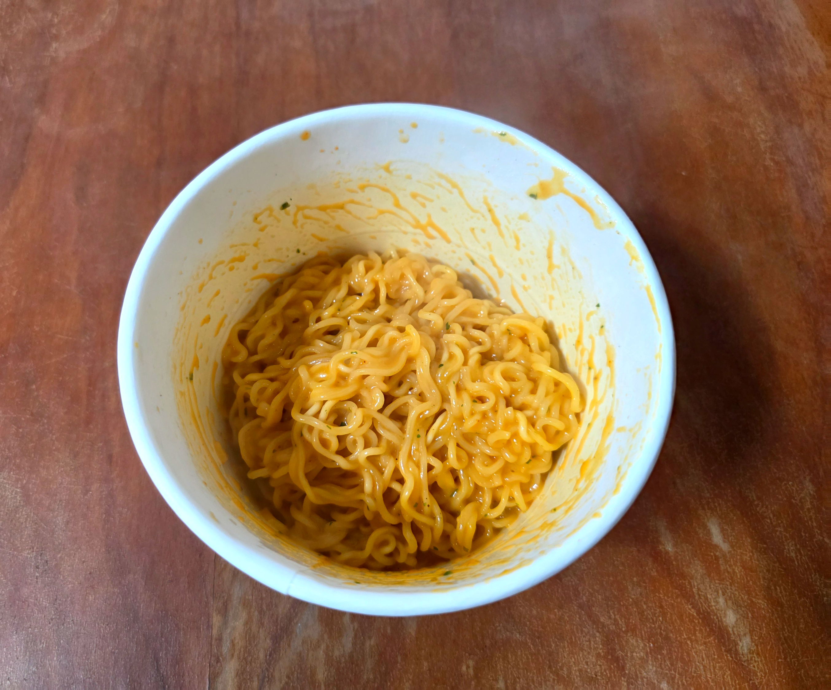 농심신라면툼바큰사발면