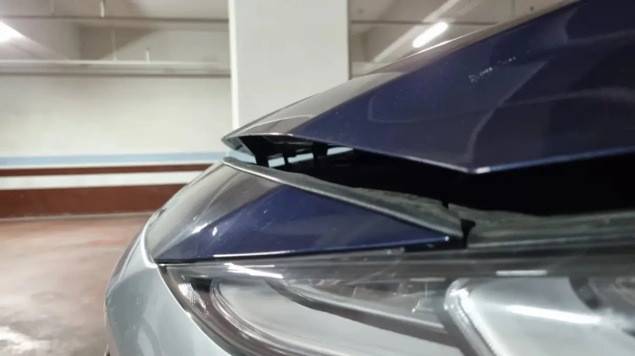 보닛 열림 상태