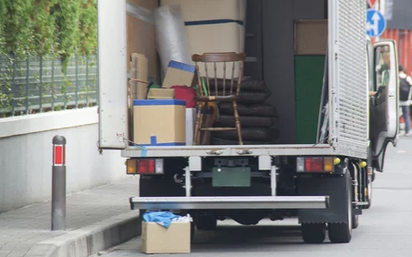 용달이사하는 모습