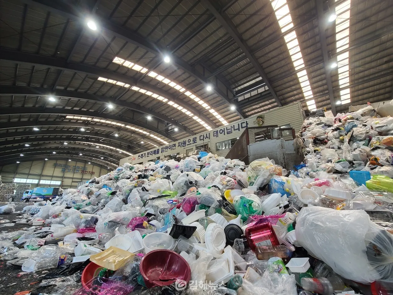 환경 위해 떼던 페트병 라벨 백지화 논란 총정리