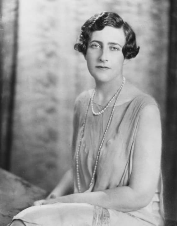 젊은 시절의 아가사 크리스티