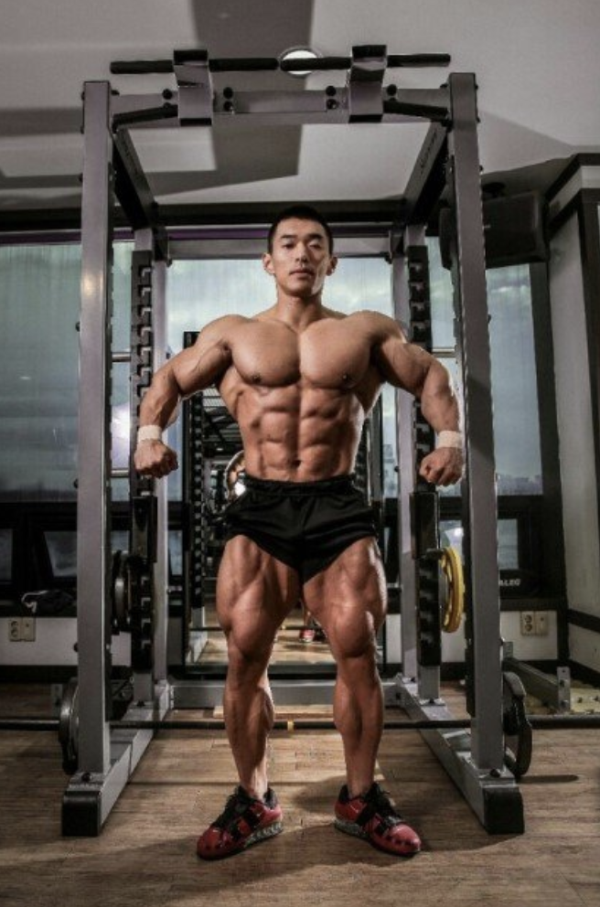 김성환 보디빌더4