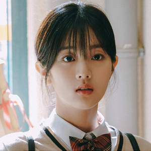 윤청아 (신은수)