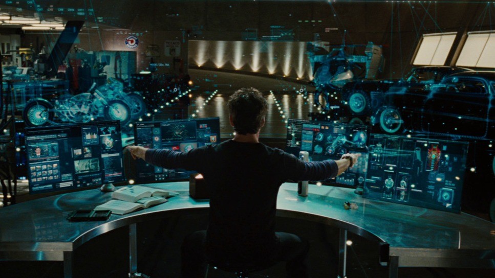 토니스타크의 아이언맨 작동 장면