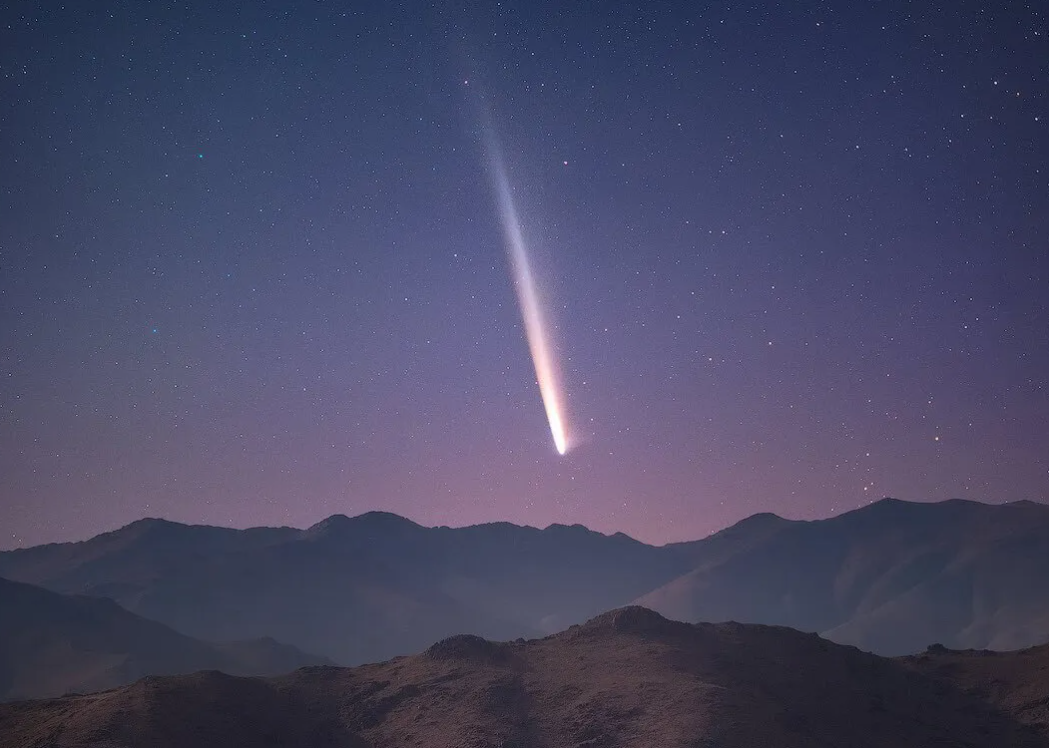 쯔진산-아틀라스 혜성 [그림 출처 : 나무위키]