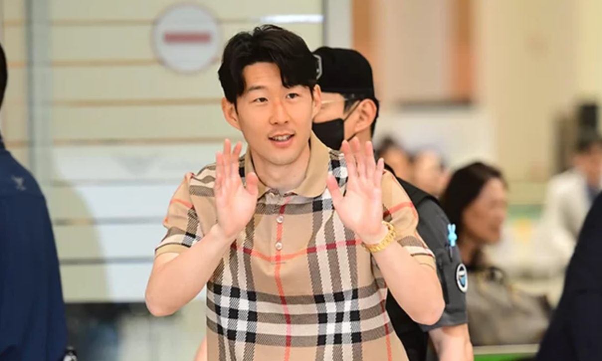 손흥민 스포츠 탈장