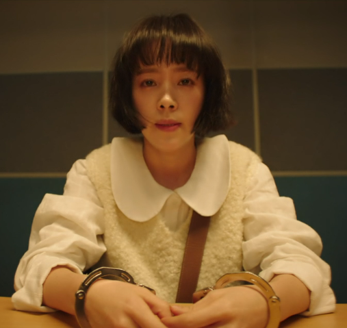 힙하게 한지민 니트