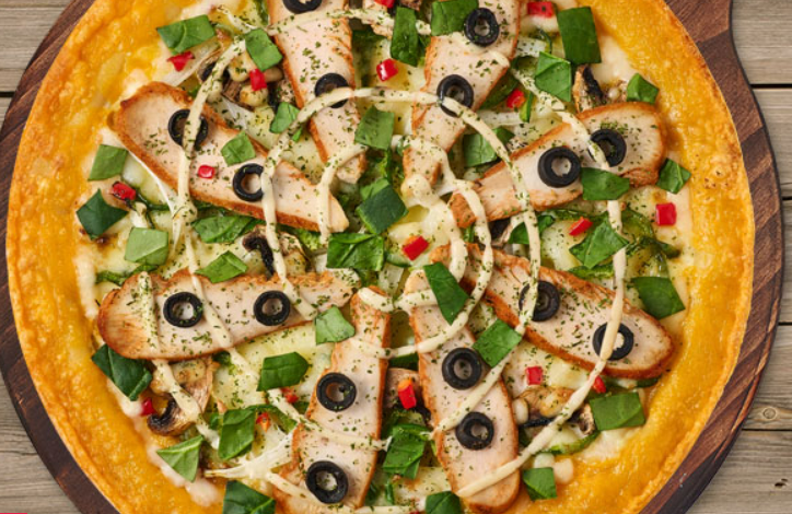 시금치 올리브 치킨 토핑 피자