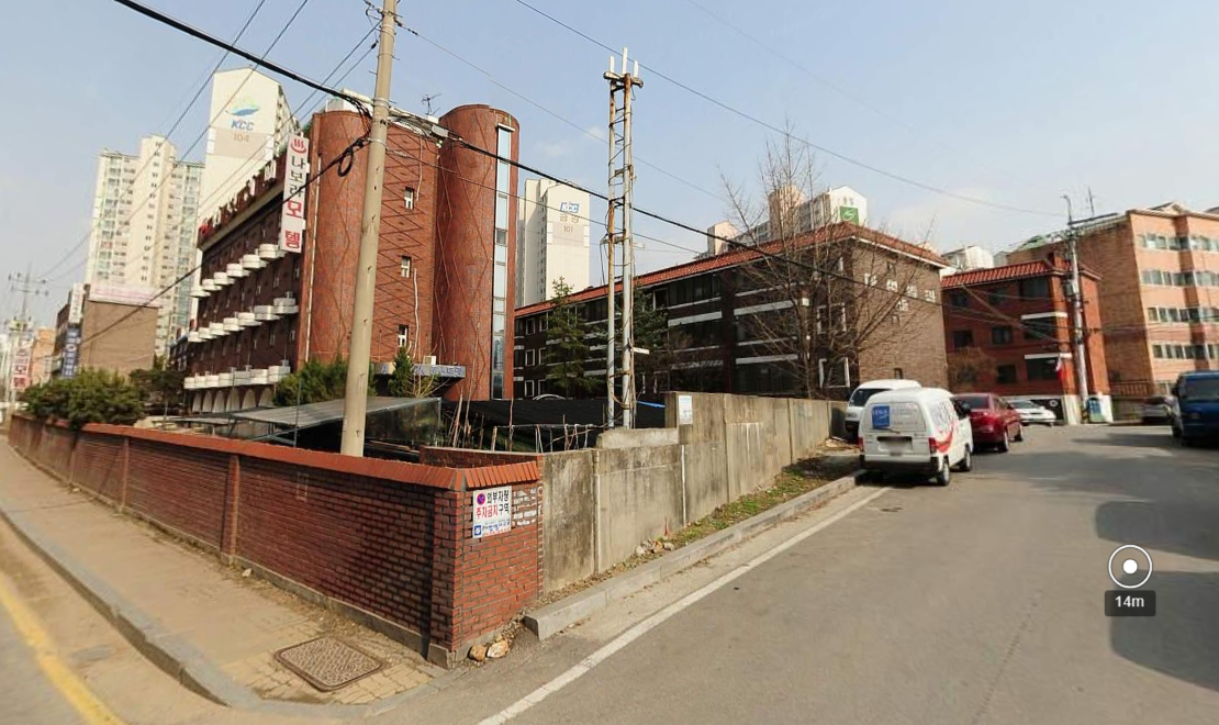  2010년 당시 사업지 모습(오른쪽) 