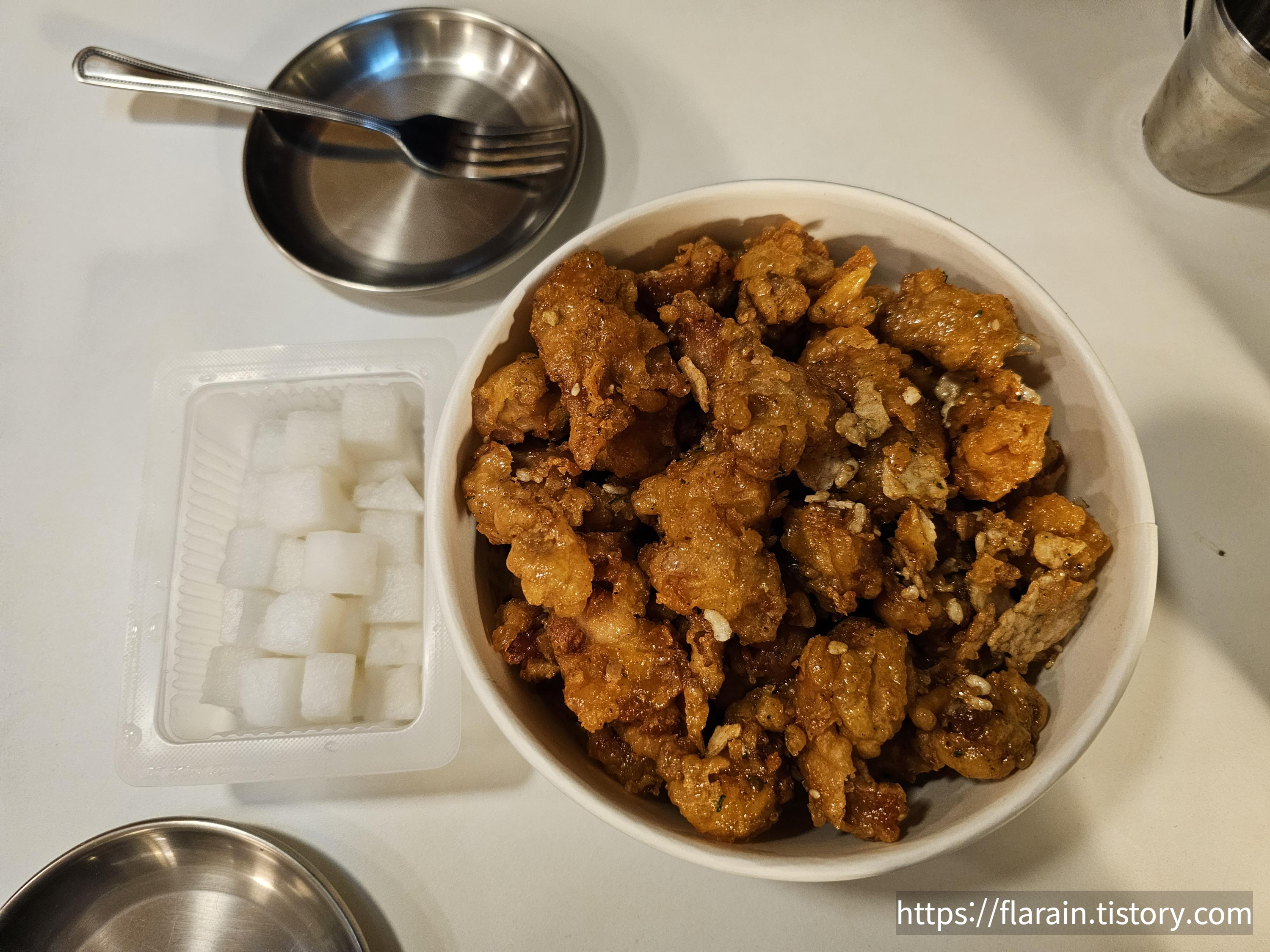 마늘누룽지닭강정 광장시장 맛집