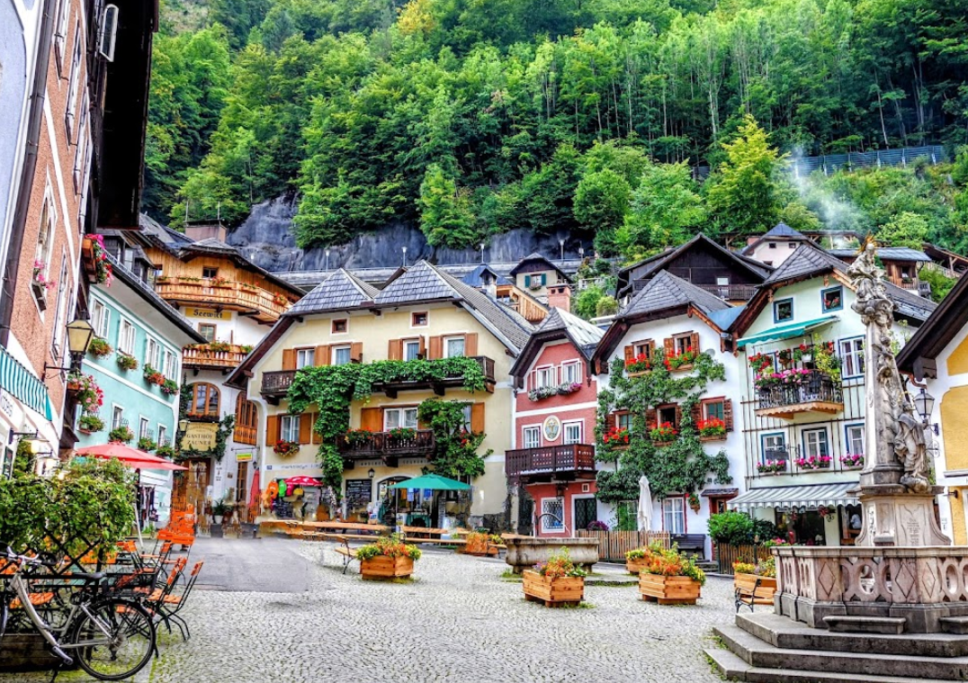 유럽 중세도시 비교 (브뤼헤, 프라하, 탈린)