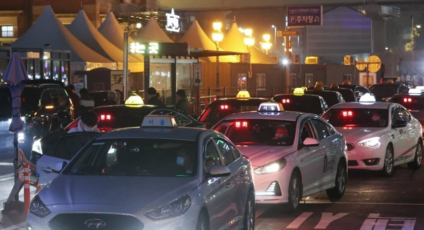 2025년 개인택시기사 월급 현실 분석 – 얼마나 벌까