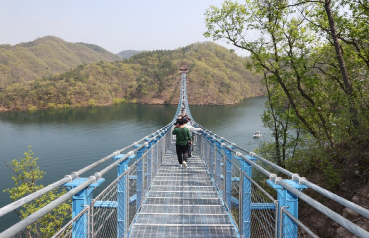 진천 출렁다리