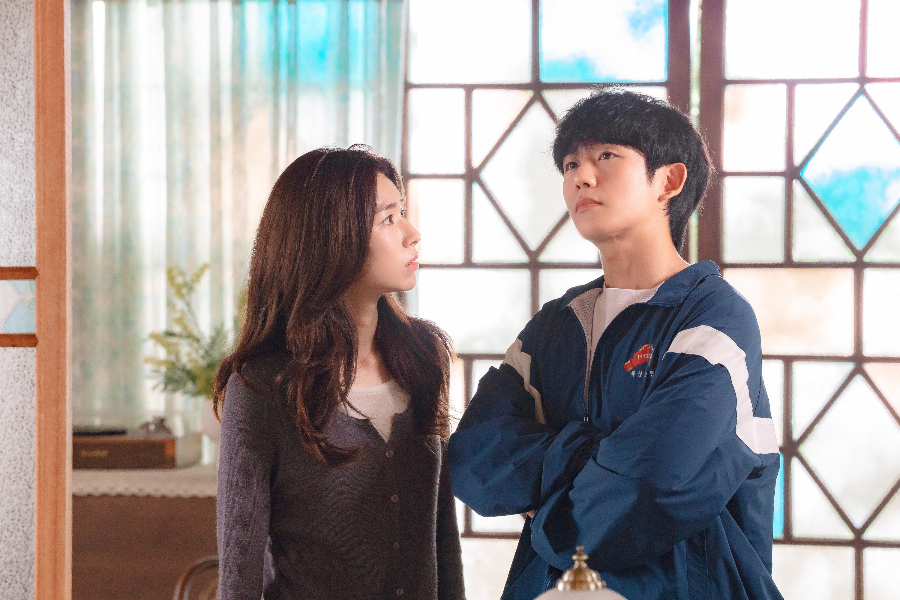 NETFLIX 시리즈 이런 엿같은 사랑