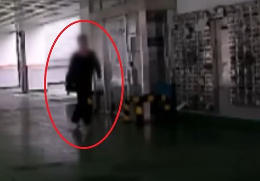 동거 중인 여자친구를 흉기로 찔러 살해하고 그의 모친도 살해하려한 20대 남성이 구속됐다. [사진=JTBC 보도화면 캡처]