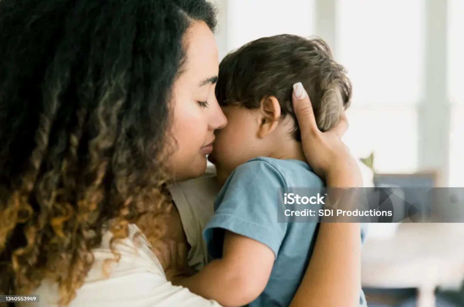 엄마 껌딱지 아기, 분리불안 줄이는 방법