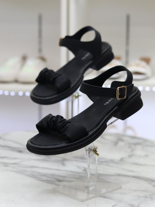 바이로쏘 셔링 디테일 청키힐 3 스트랩샌들 LFWO 22S7632AB2