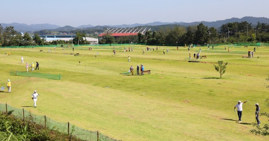 경상남도 함안군 군북파크골프장 소개