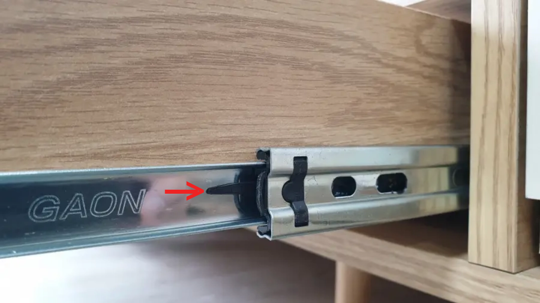 서랍 완전히 빼는 방법