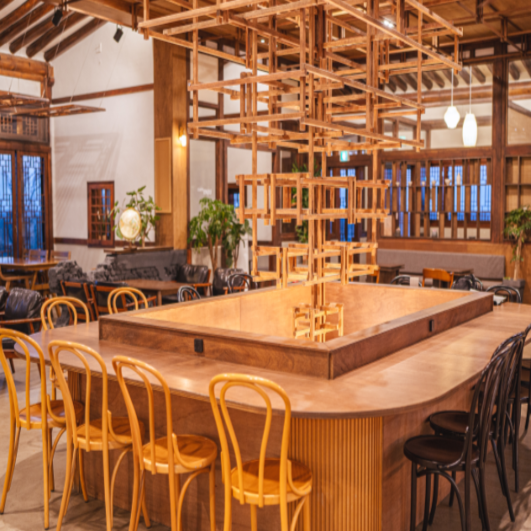 주말 약속 테이블 카페