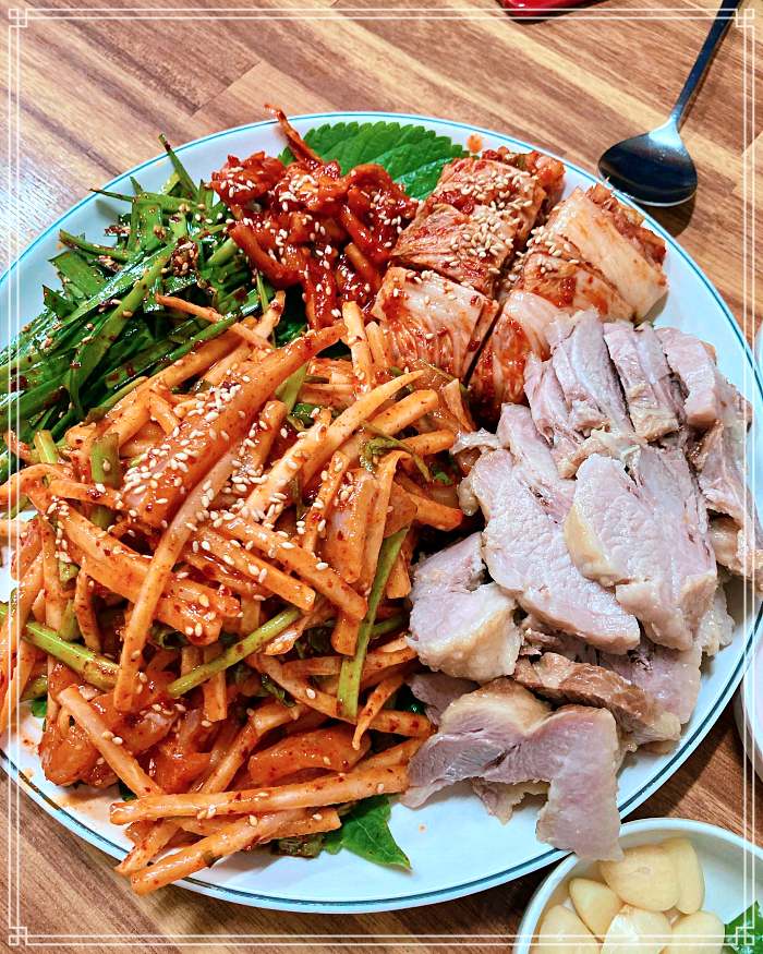 생방송 오늘저녁 시청, 북창동 서울에서 느끼는 바다의 향, 윤기 자르르 굴 보쌈 맛집