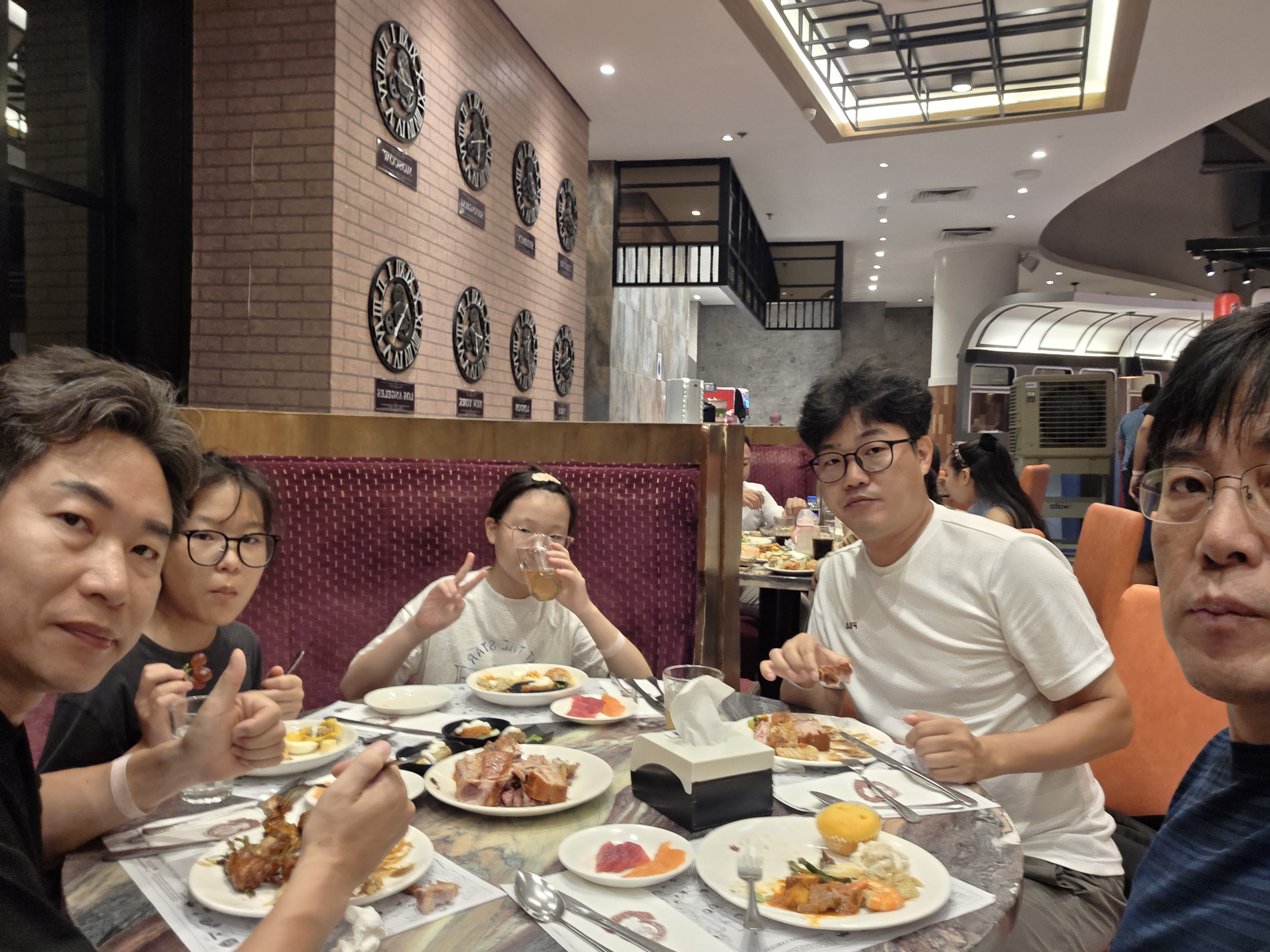 바이킹 뷔페