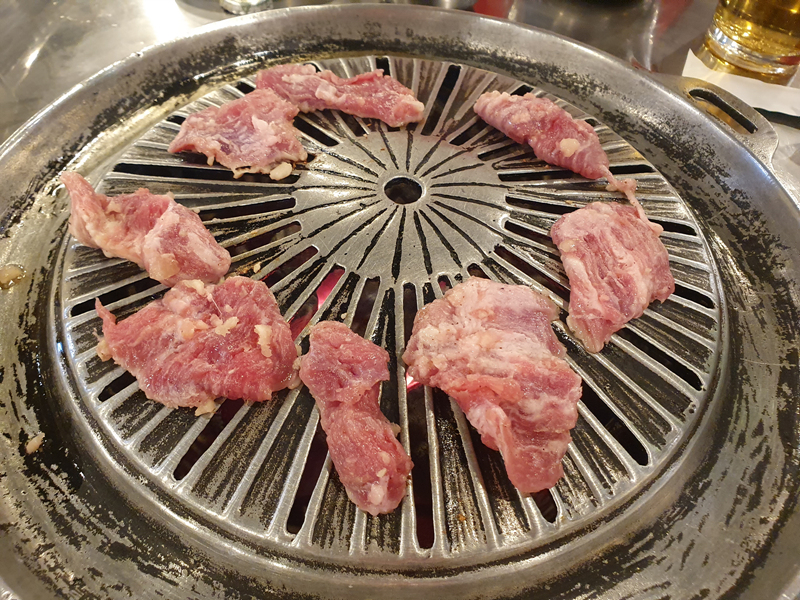 불판-위에-갈매기살