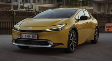 토요타 프리우스 플러그인 하이브리드 외부디자인