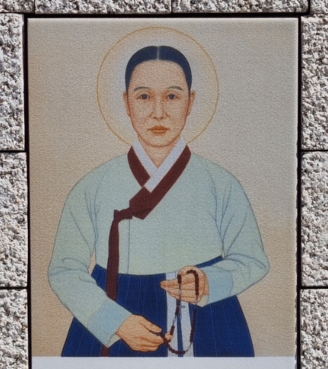 춘천 운교동성당에 있는 권희 바르바라 성녀 그림입니다.