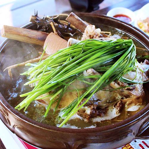 생방송오늘저녁 한방백숙 닭볶음탕 취미 부자 남편 맛집 추천