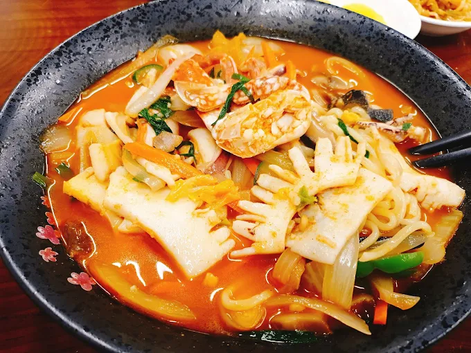 수원 팔달구 짬뽕집 '홍화루'