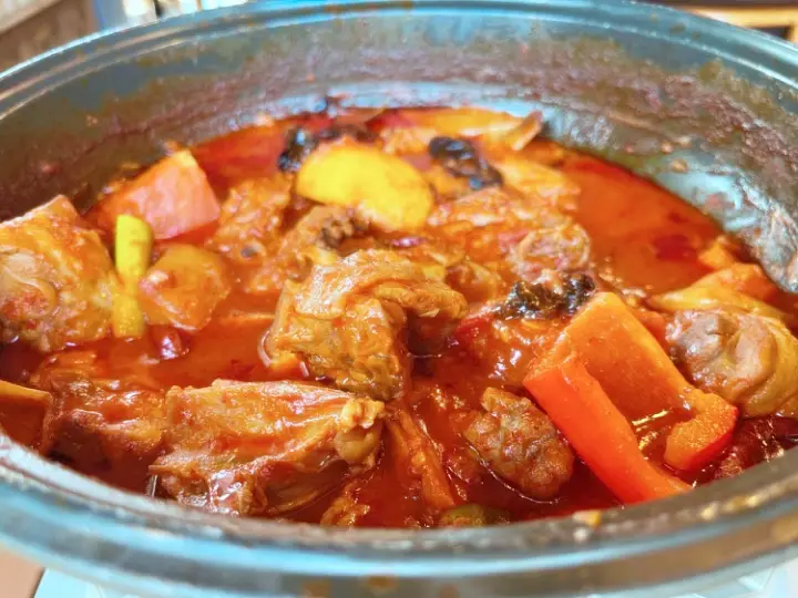 리얼맛집 입안 가득 봄기운 한 상 돌갈비 김치찌개 닭도리탕 닭볶음탕 과천 청계산 맛집