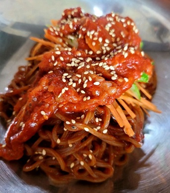 간재미막국수