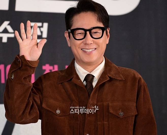 윤종신, 건강 문제로 공연 취소 환불 및 계획