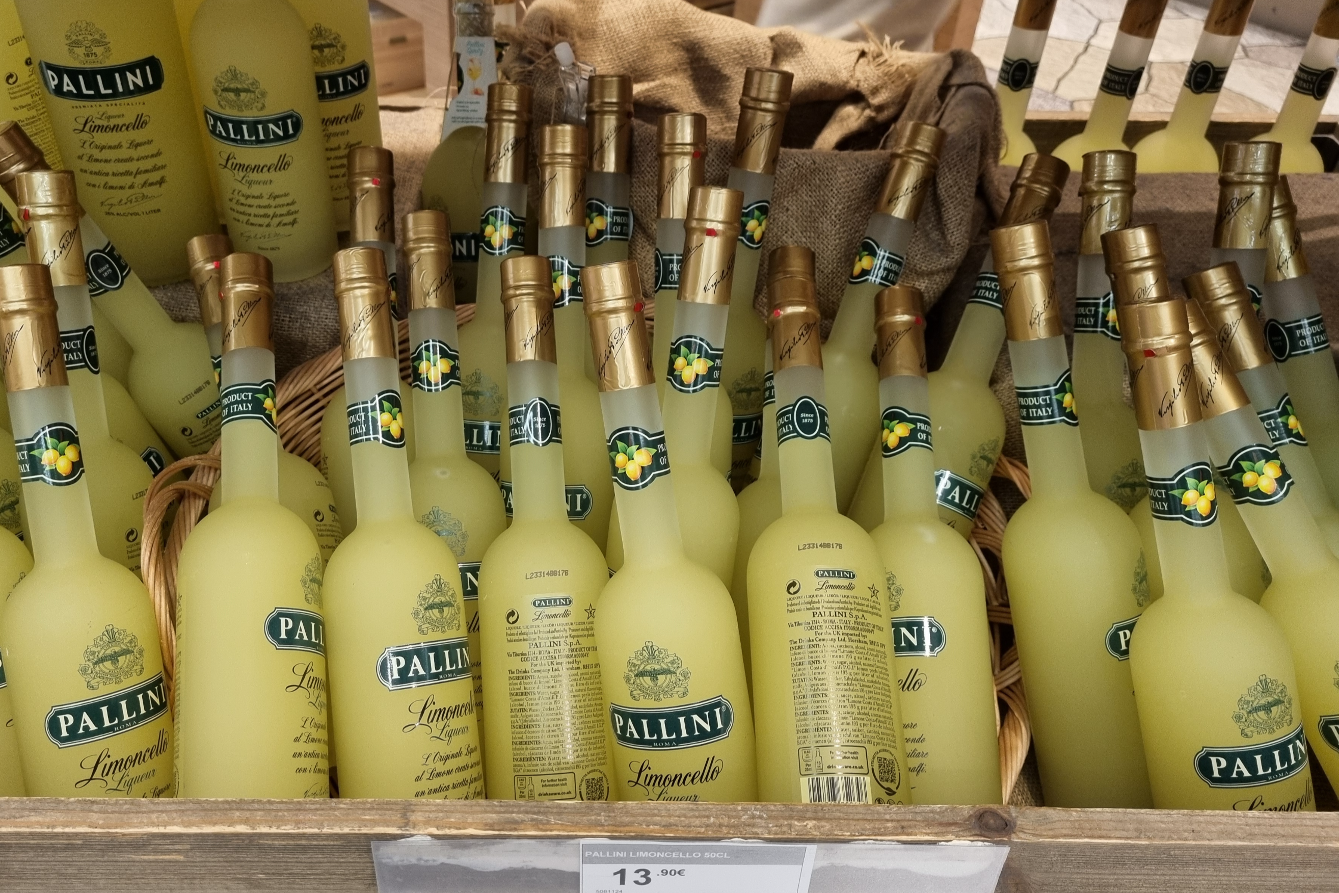 말펜사 공항 면세점 Pallini limoncello