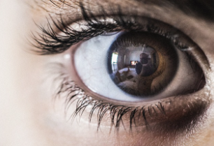 황반변성 증상 치료법 자가진단 원인