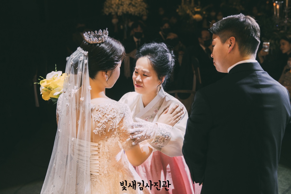 위더스 영등포 펠리체홀 본식스냅 인사 1