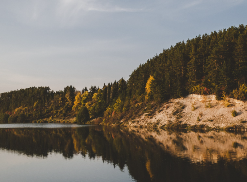 하늘-산-호수-사진
