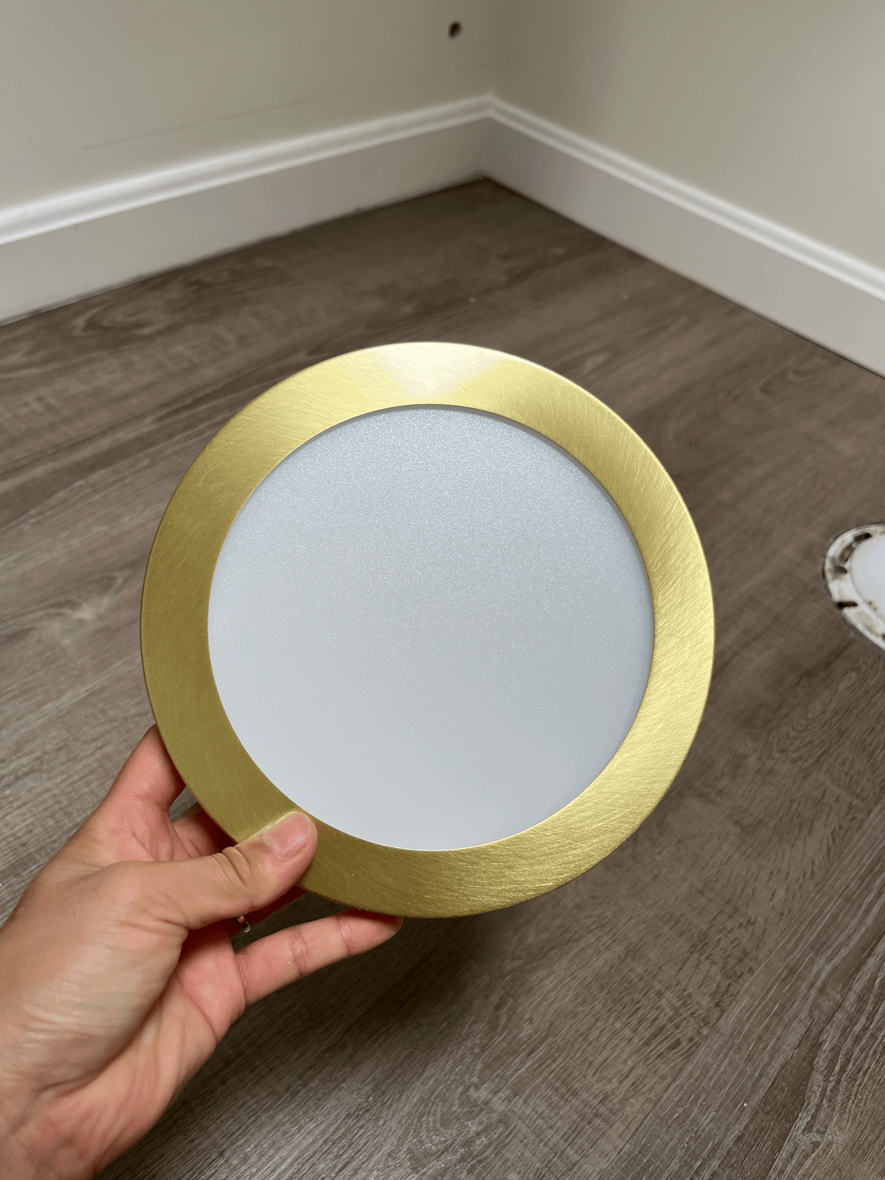 ULTRALUX LED ceiling light