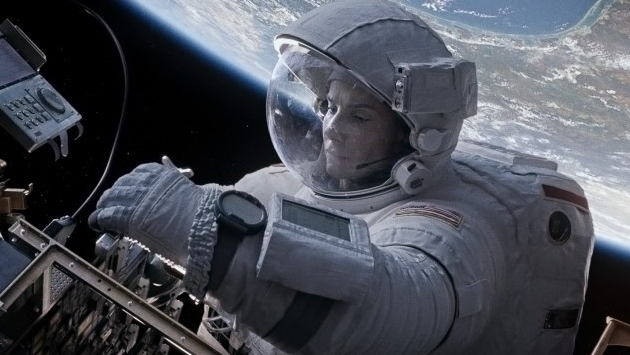 우주 공간 - 그래비티