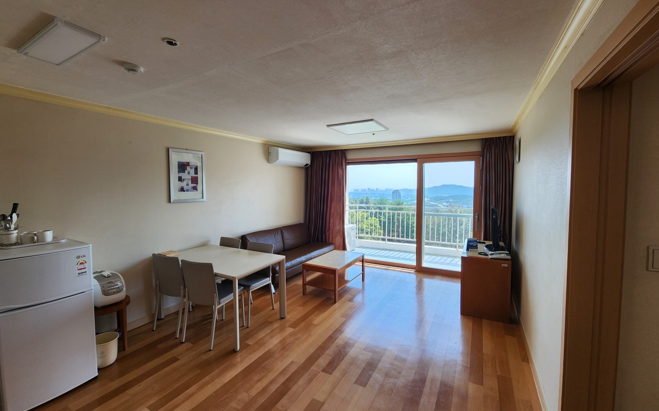 델피노 소노문 스위트 거실