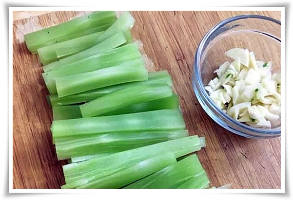 텃밭 "궁채(줄기상추)" 황제가 사랑한 채소, 건강과 맛을 다 잡는 비법!