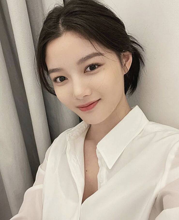 배우-김유정