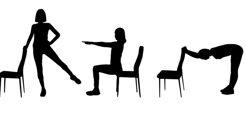 좌골신경통을 치료하기 위한 스트레칭 이미지로, 허리, 다리 등의 근육을 유연하기 위한 다양한 스트레칭 동작이 표현되고 있습니다.