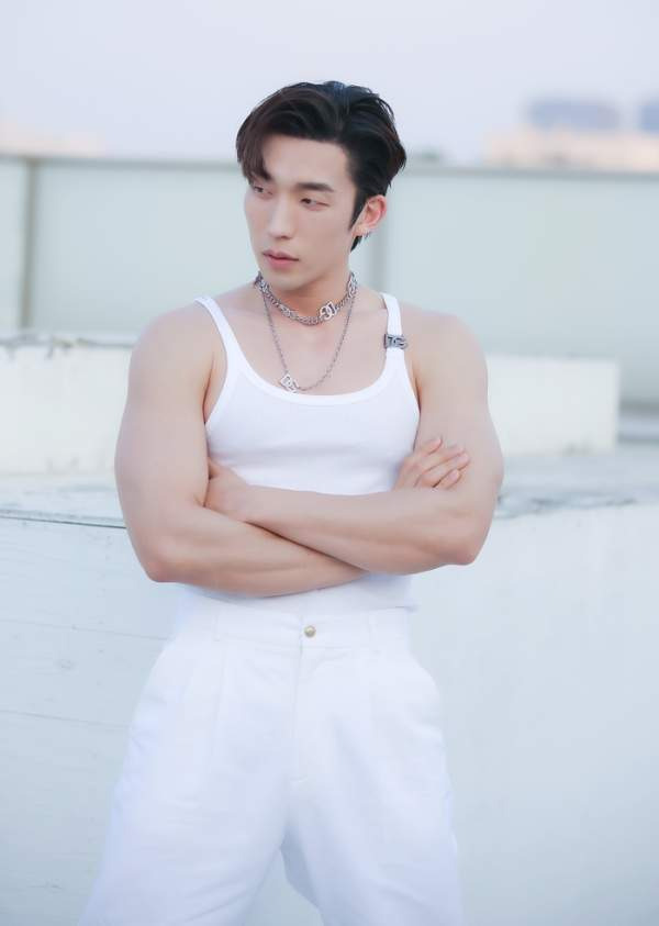 이상이 배우 나이 프로필 학력 고 필모그래피 유부녀킬러 이동진 완벽 분석