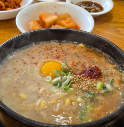 전주 콩나물 국밥 리뷰 보러가기