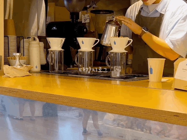 블루보틀 커피트럭 광주 디자인 비엔날레