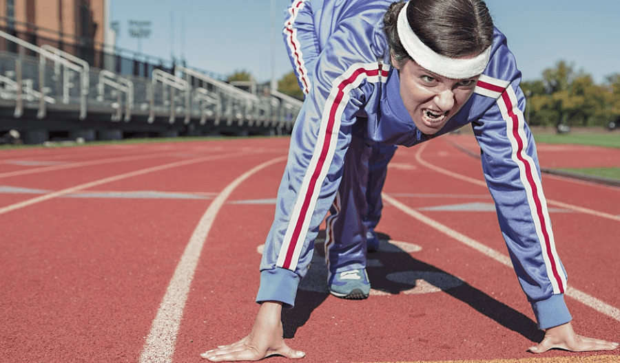 요산 수치 낮추는 법으로 운동을 준비하고 있다
