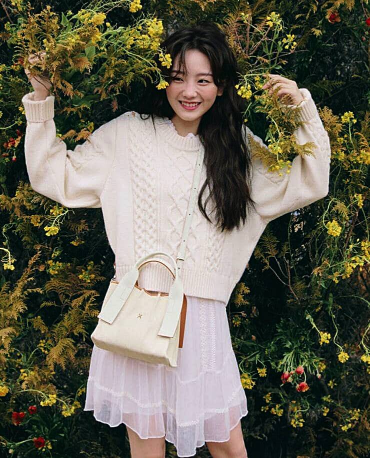 배우-조이현